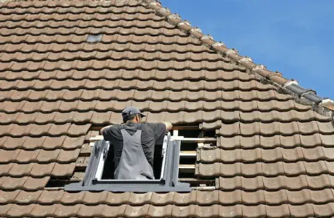 Pose de velux - Grimaud